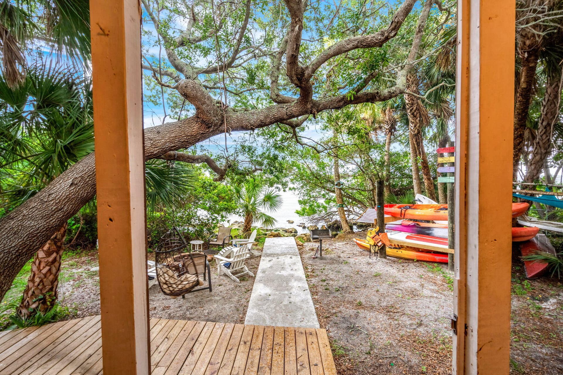 1365 Pineapple Avenue photo 15