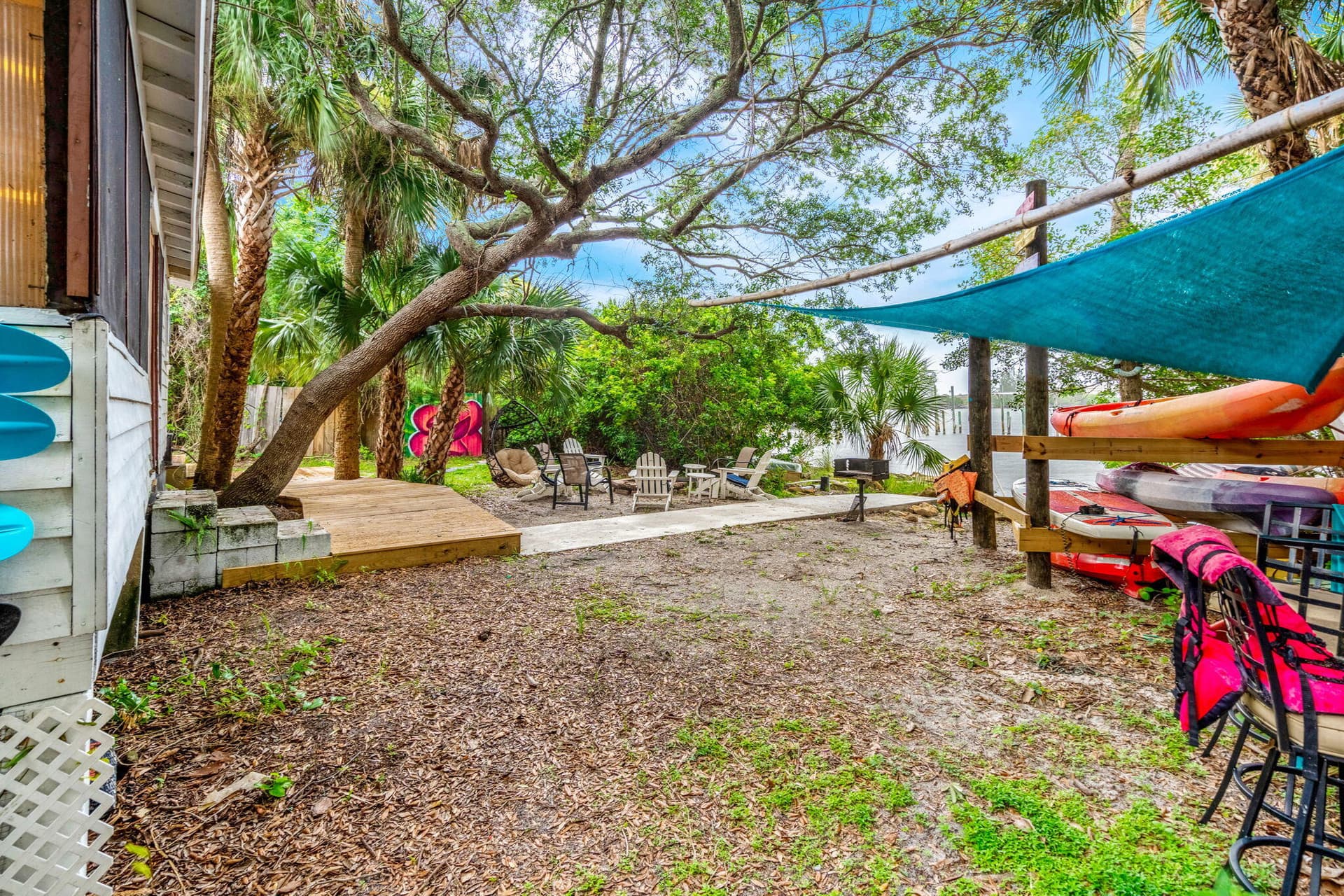 1365 Pineapple Avenue photo 16
