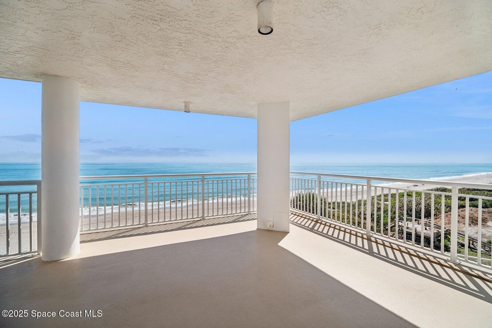 989 N Highway A1a 5 photo 19