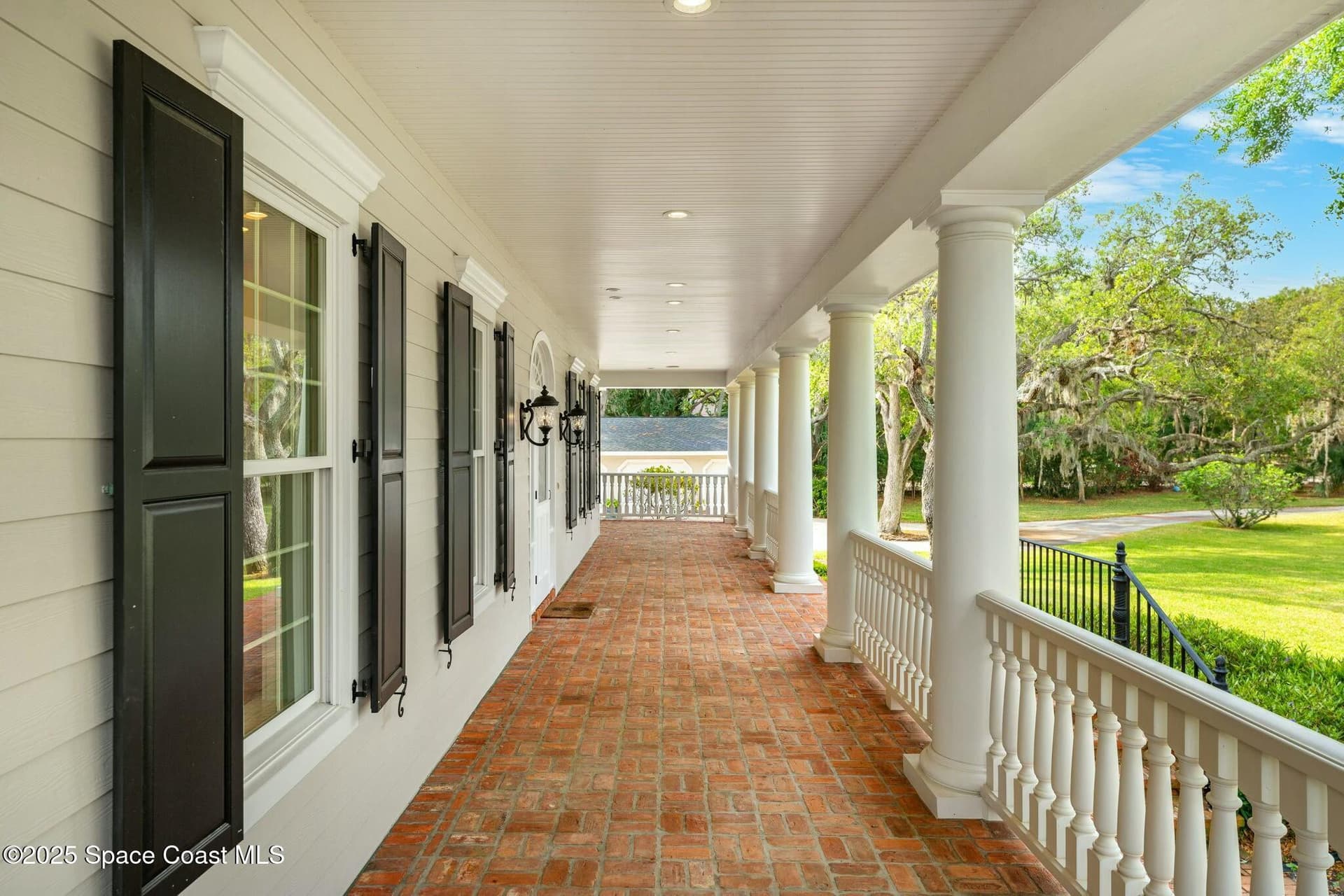 9490 S Tropical Trail photo 8