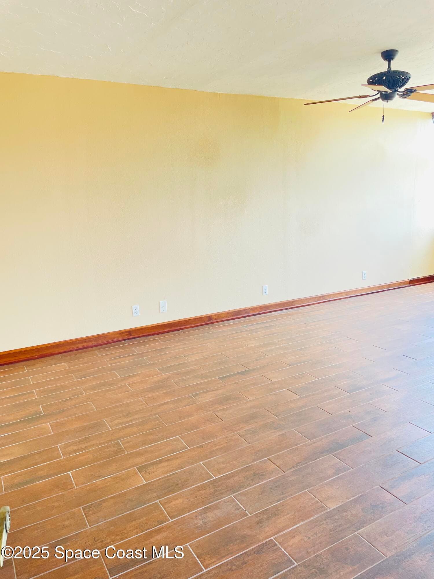 1540 Riverside Drive 14 photo 13