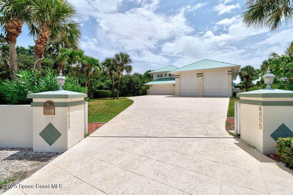 8855 Highway A1a photo 8