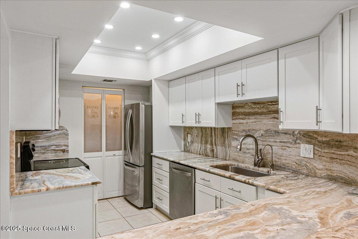 6165 S Mirror Lake Drive 103 photo 17
