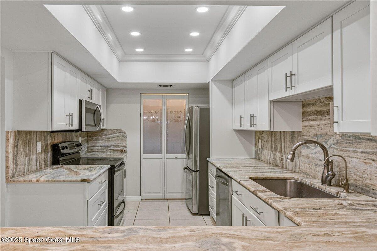 6165 S Mirror Lake Drive 103 photo 10