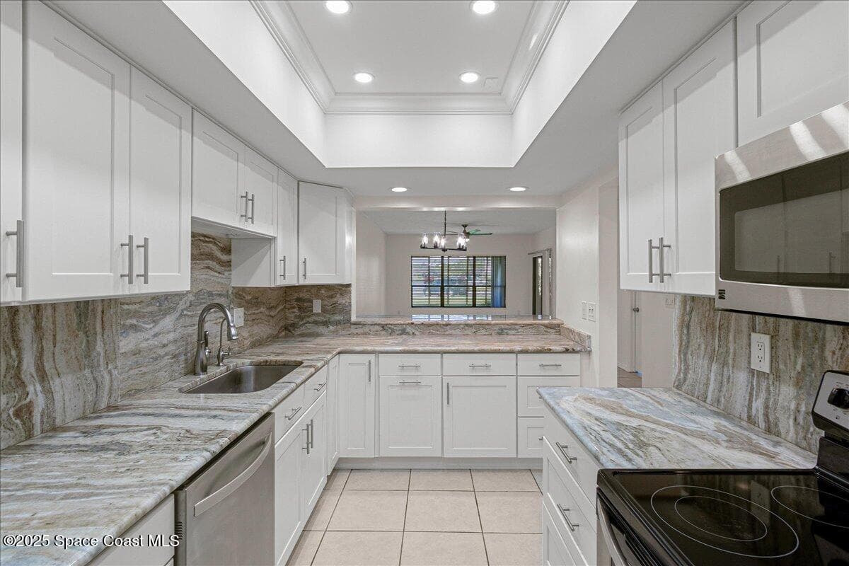 6165 S Mirror Lake Drive 103 photo 13