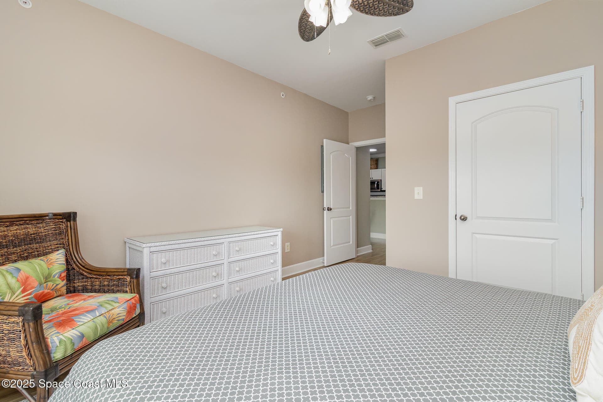 6461 Borasco Drive 3804 photo 21