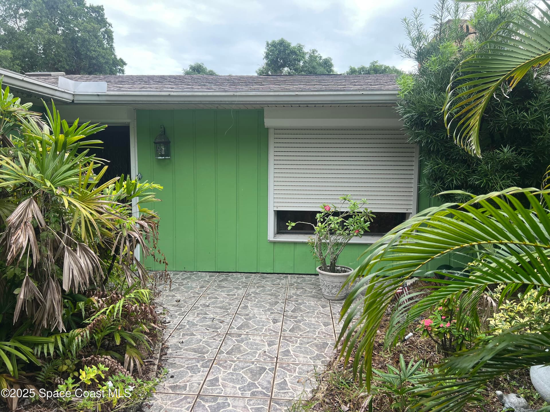 8810 S Tropical Trail photo 11