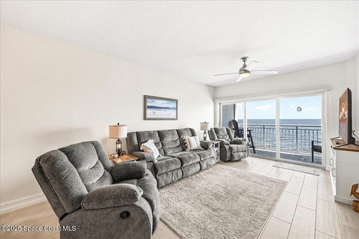 1805 Riverside Drive 206 photo 15