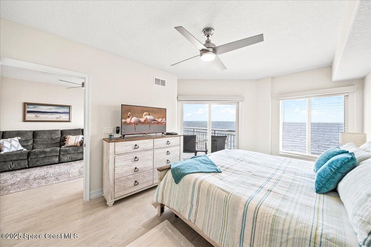1805 Riverside Drive 206 photo 19