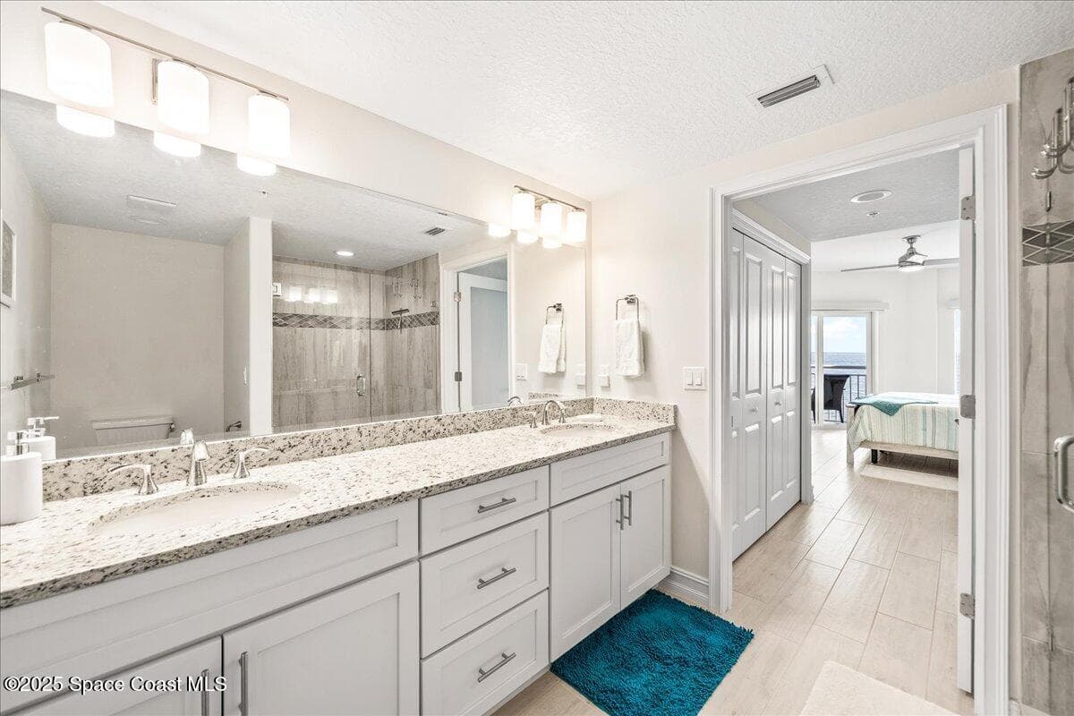 1805 Riverside Drive 206 photo 21
