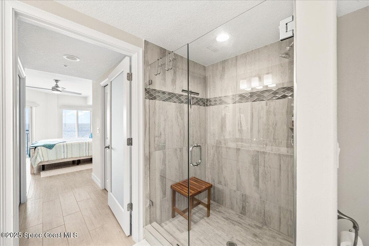 1805 Riverside Drive 206 photo 22
