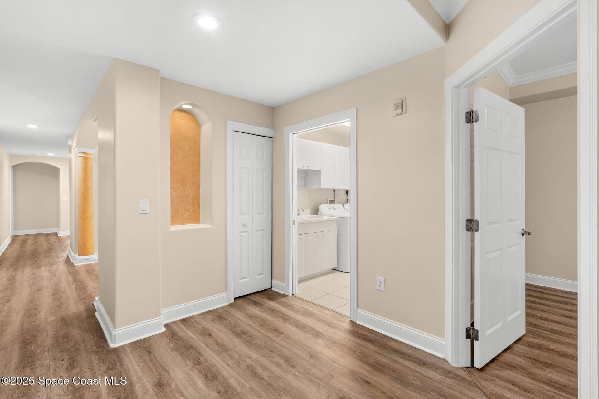 4007 N Harbor City Boulevard 402 photo 9