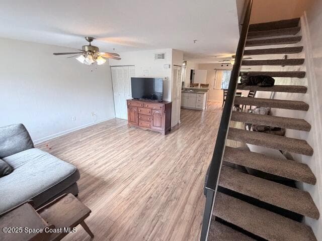 7801 Maplewood Drive 916 photo 2