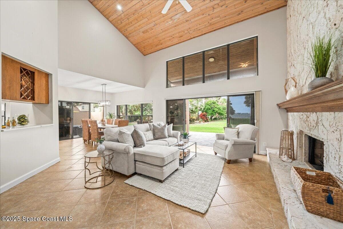 208 The Road To Waterford Bay C-2 photo 6