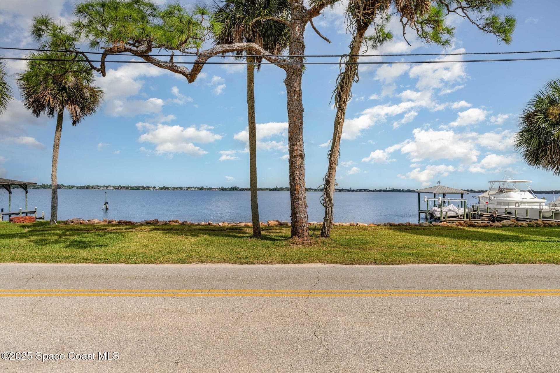 1863 Rockledge Drive photo 14