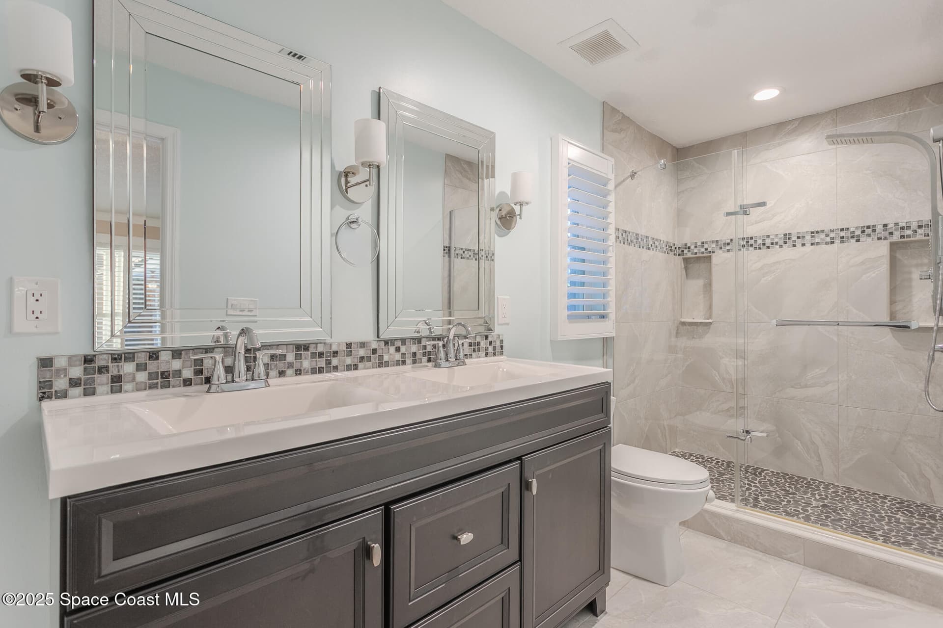 2741 Newfound Harbor Drive photo 22