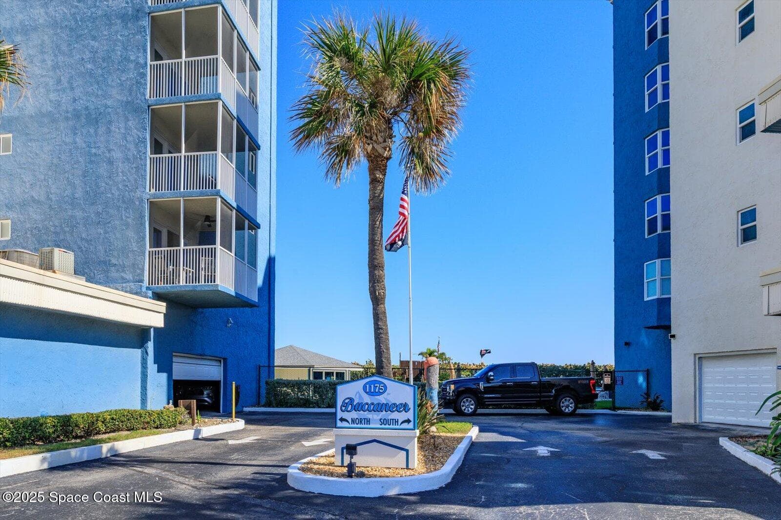 1175 Highway A1a 403 photo 9