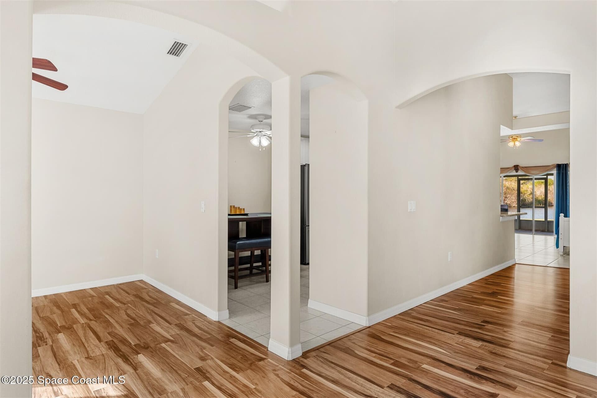 5188 Wexford Drive photo 12