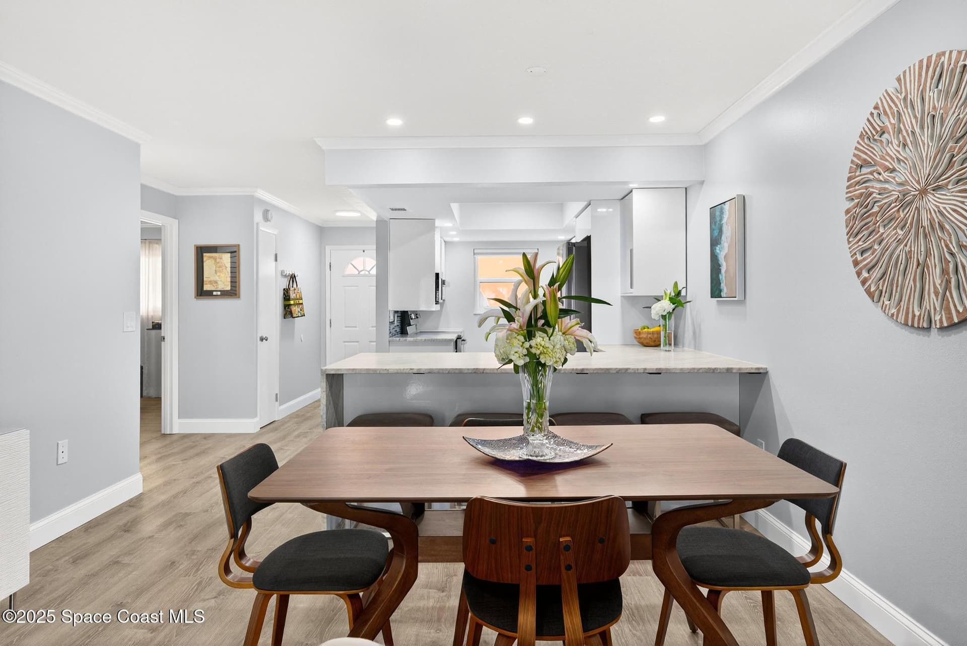 8000 Ridgewood Avenue 207 photo 15