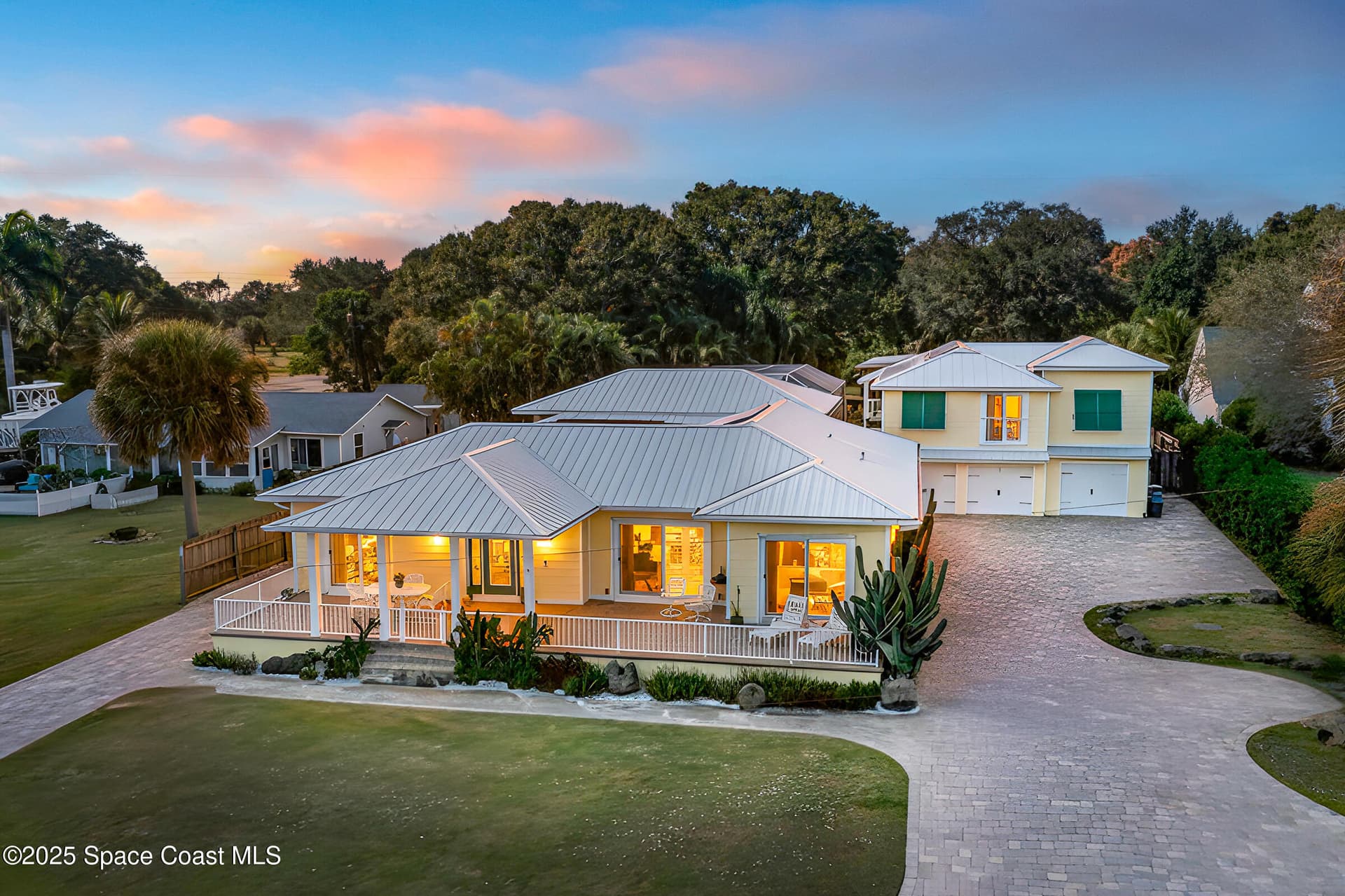 1887 Rockledge Drive photo 1