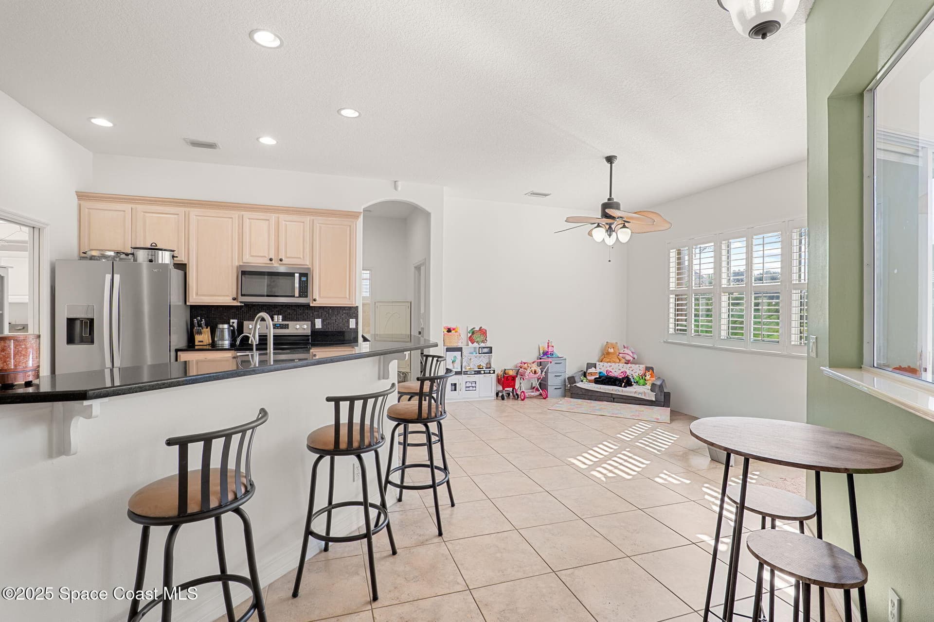 379 Pentland Drive photo 15