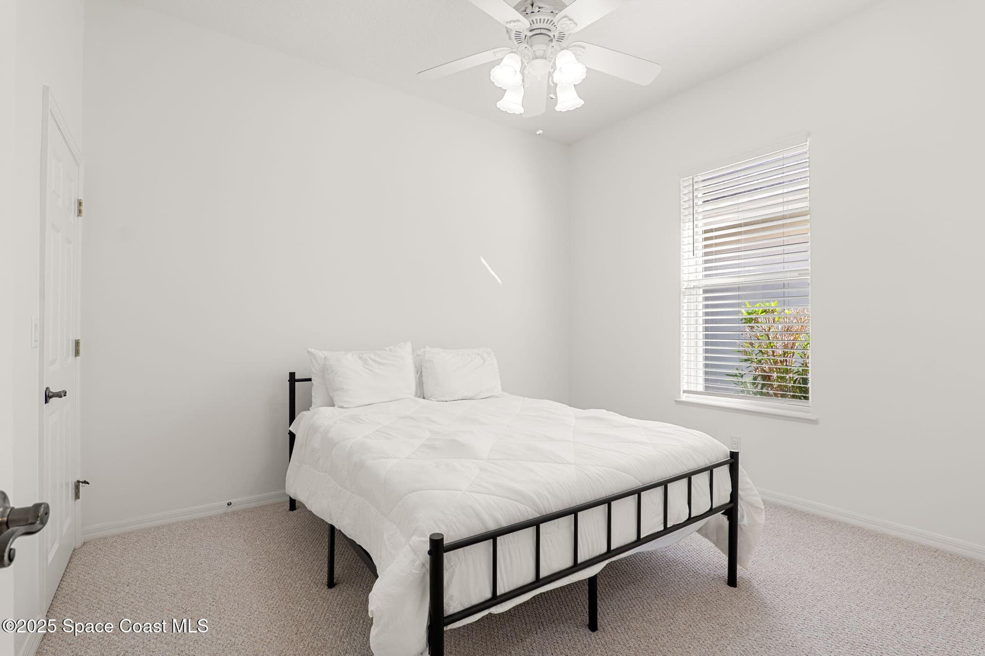 379 Pentland Drive photo 21