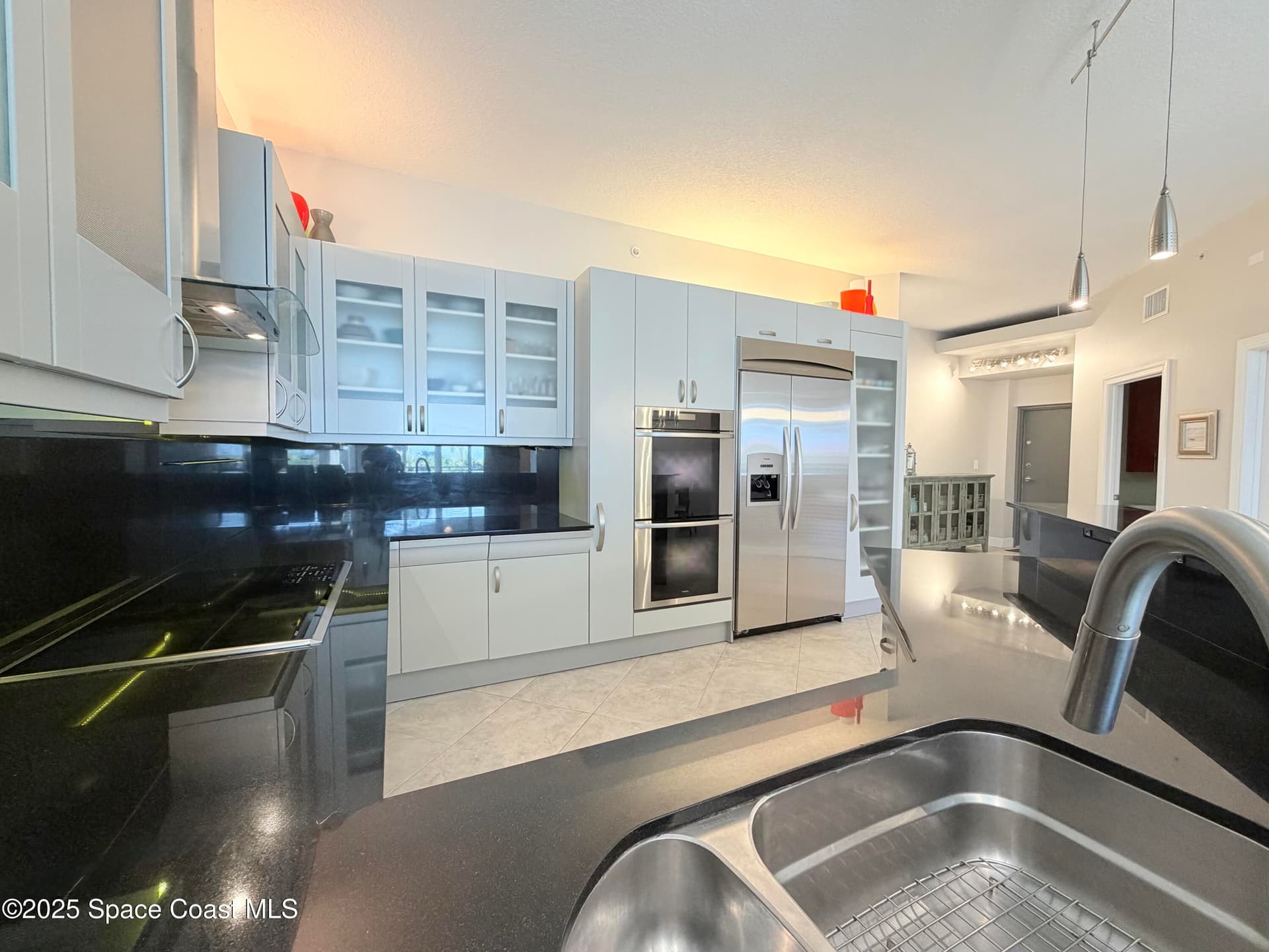 3880 N A1a 104 photo 17
