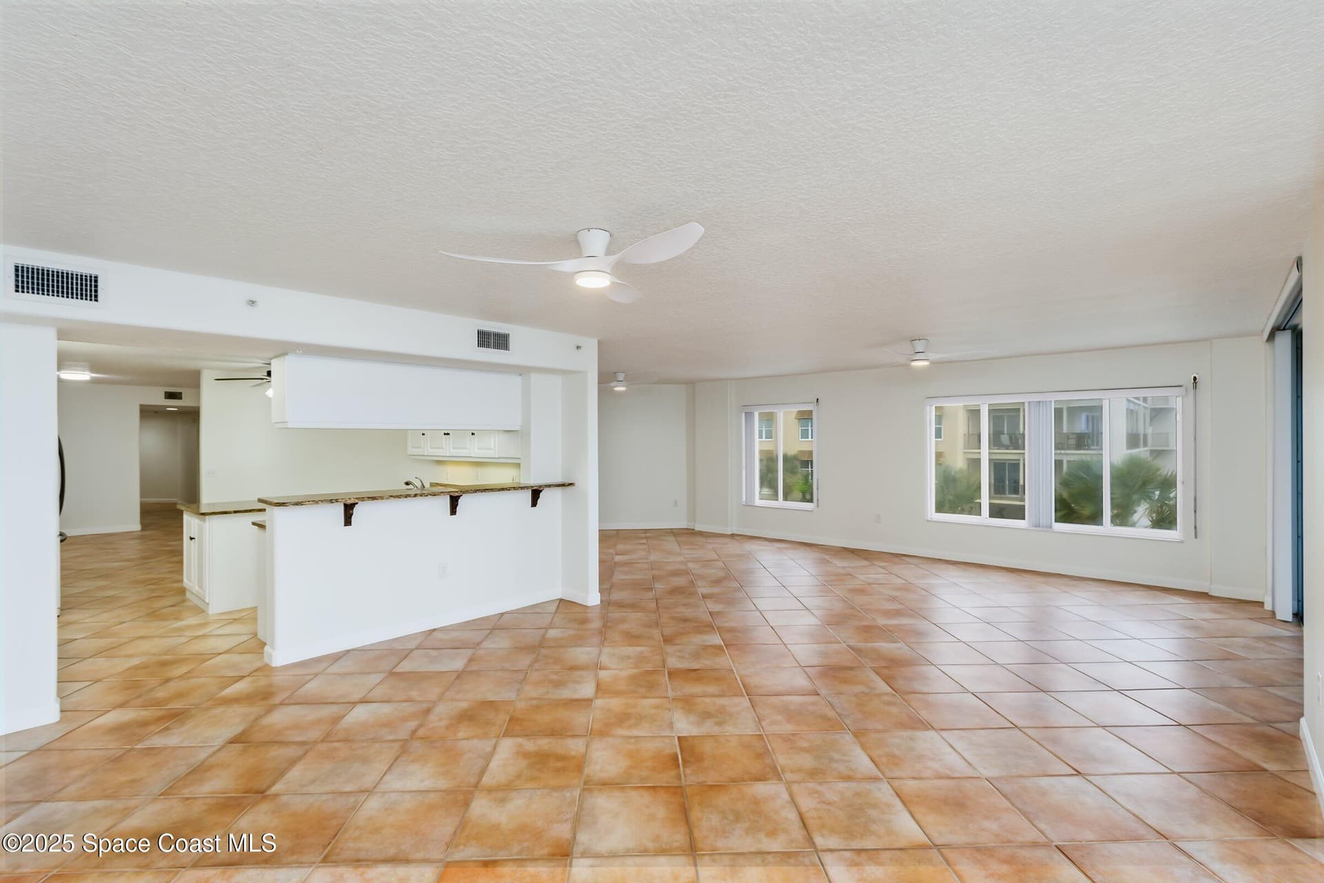 735 N Highway A1a 302 photo 23
