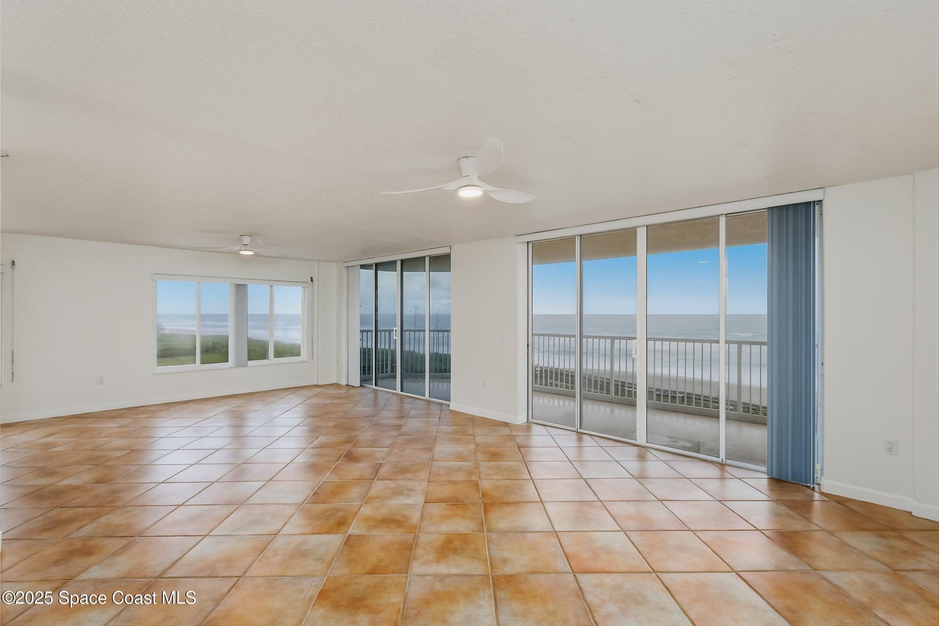 735 N Highway A1a 302 photo 10