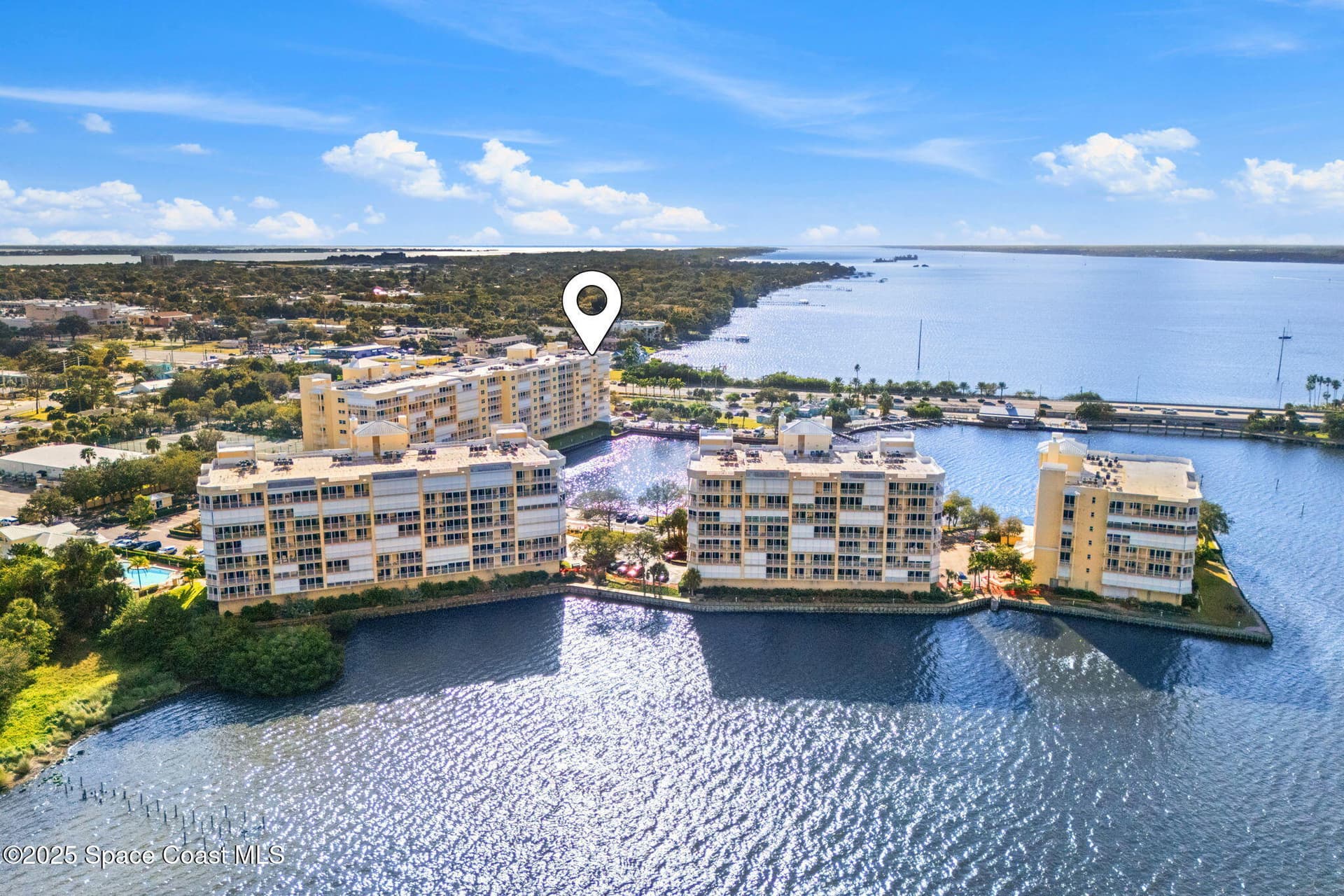 134 Starboard Lane 301 photo 3