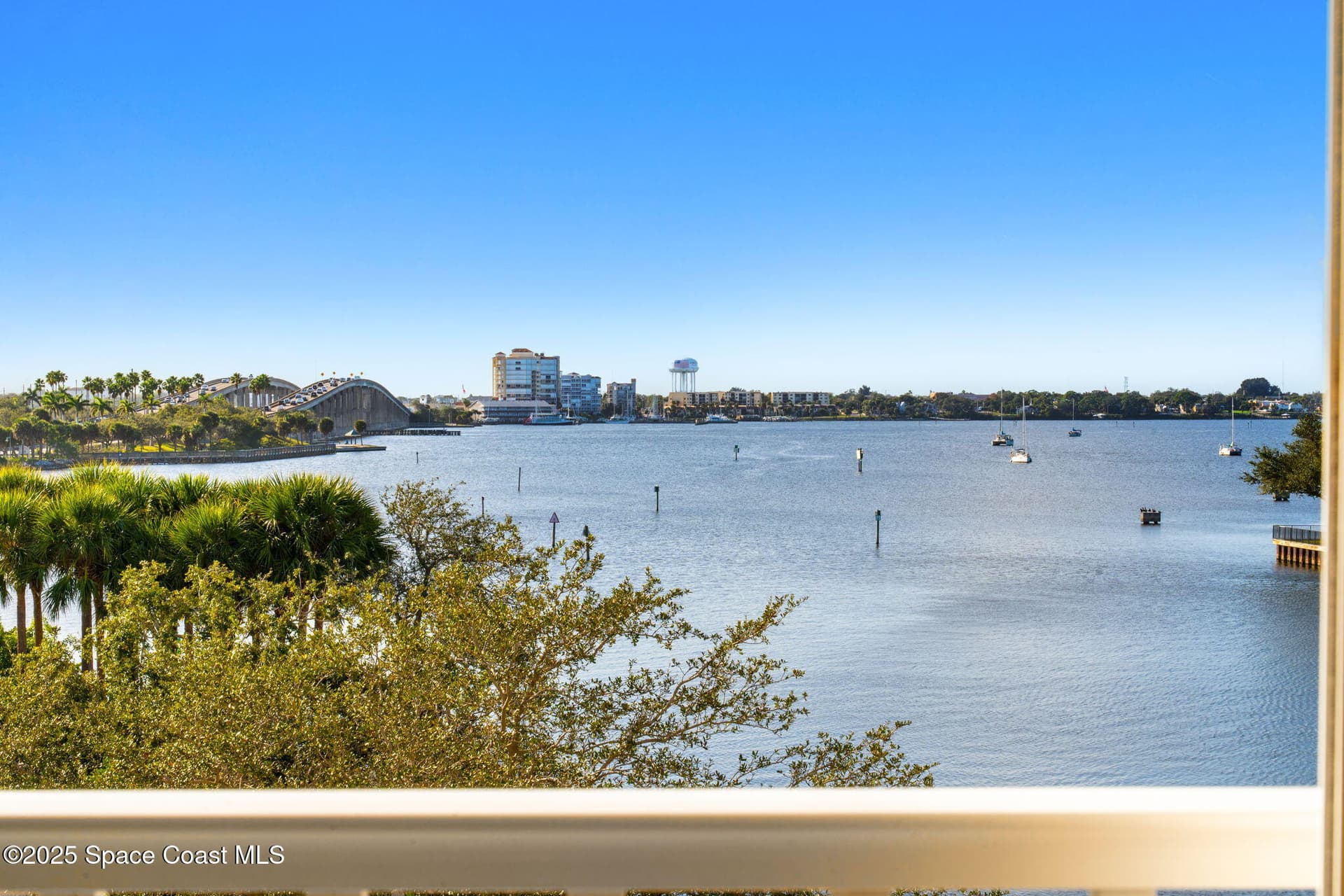 134 Starboard Lane 301 photo 11