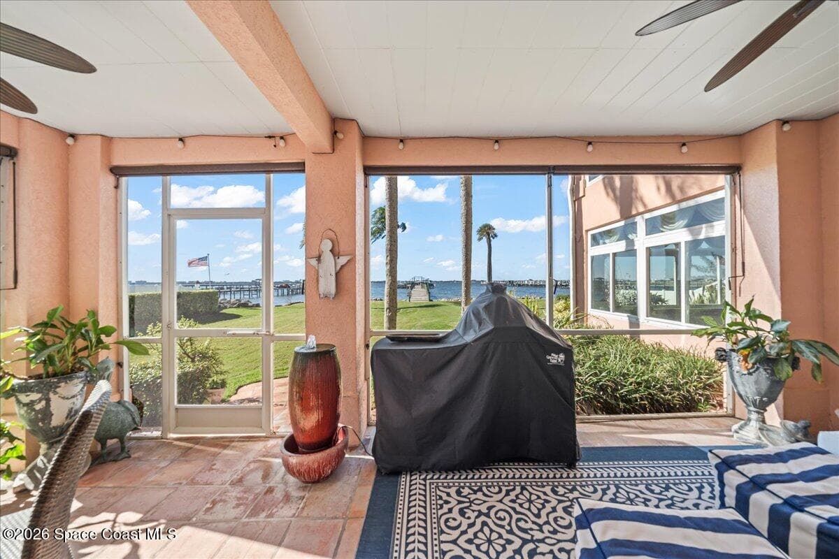 254 Seaview Street B photo 25