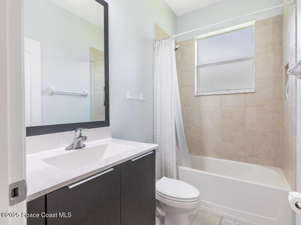 1786 Berkshire Circle SW photo 23