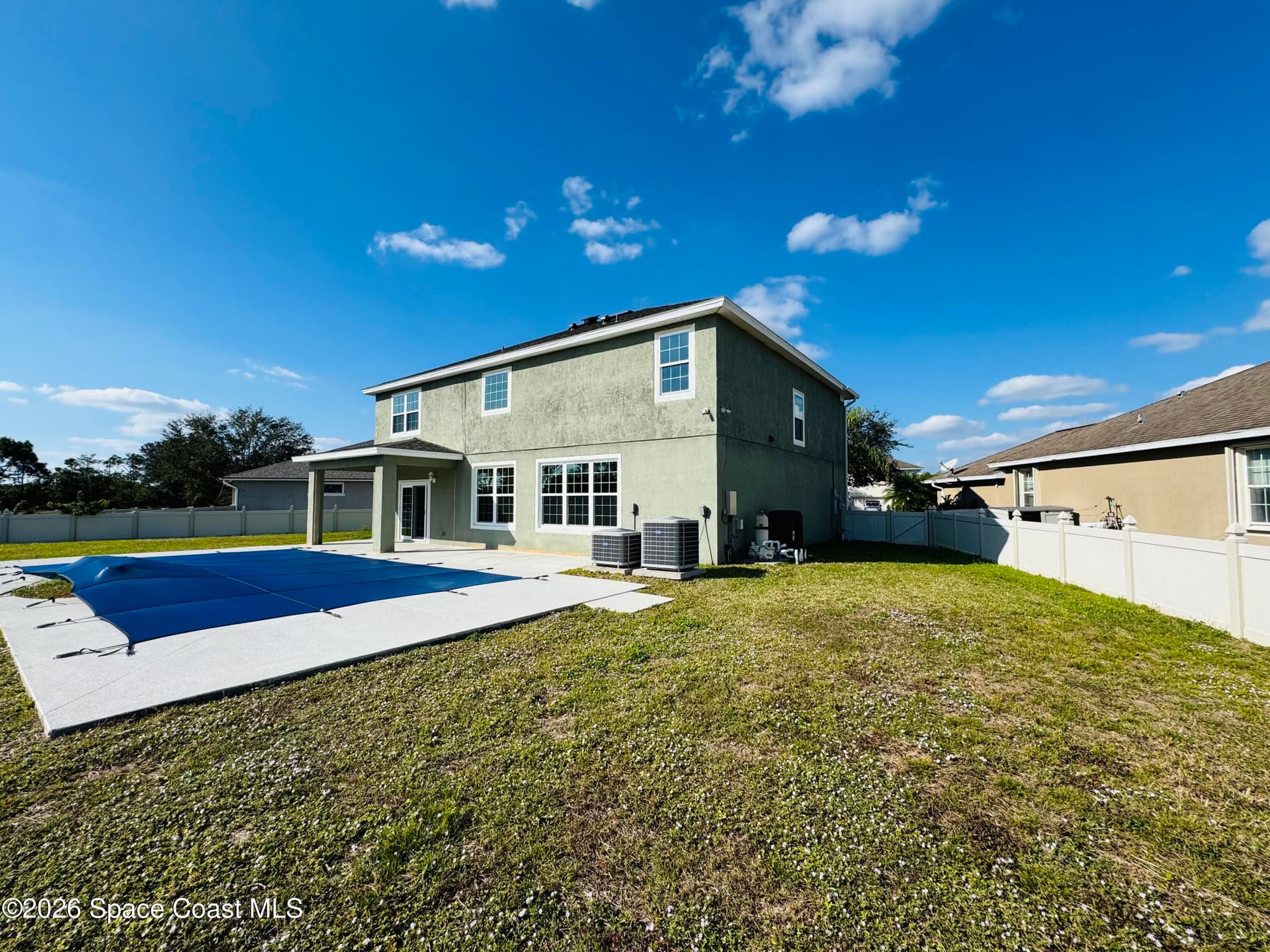 112 Broyles Drive SE photo 2