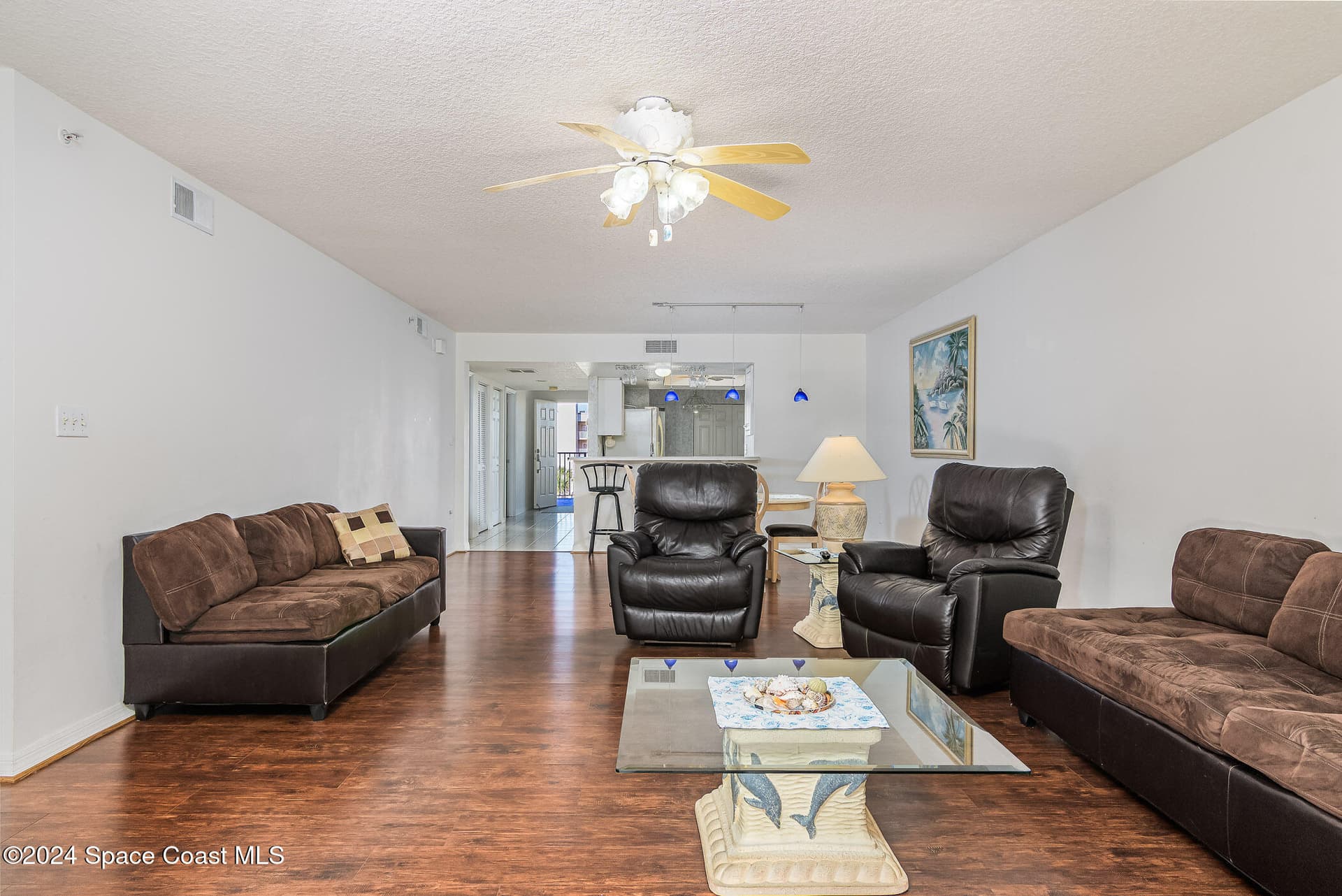 601 Shorewood Drive G402 photo 9
