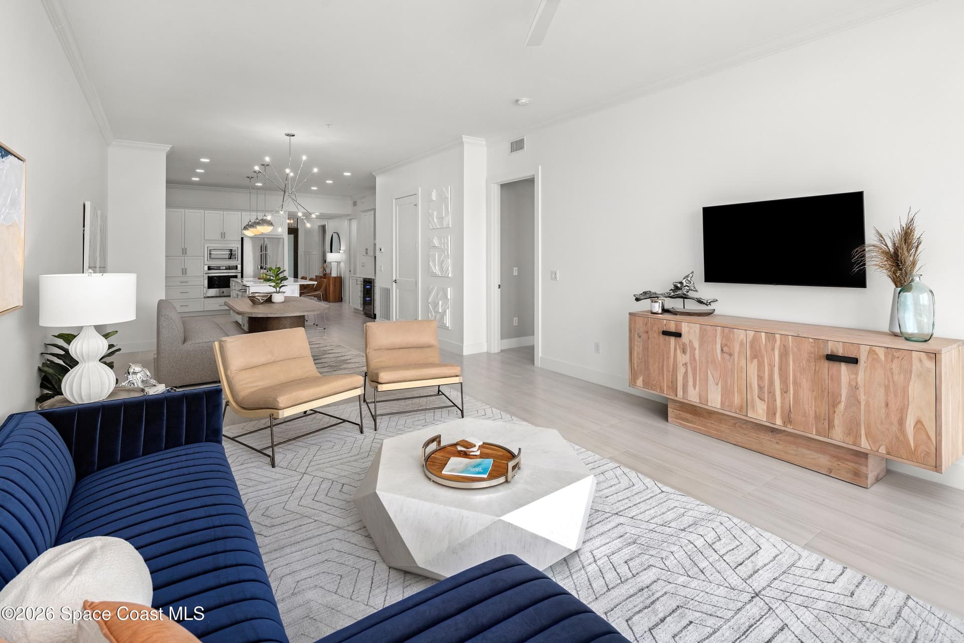 205 Strand Drive 305 photo 10