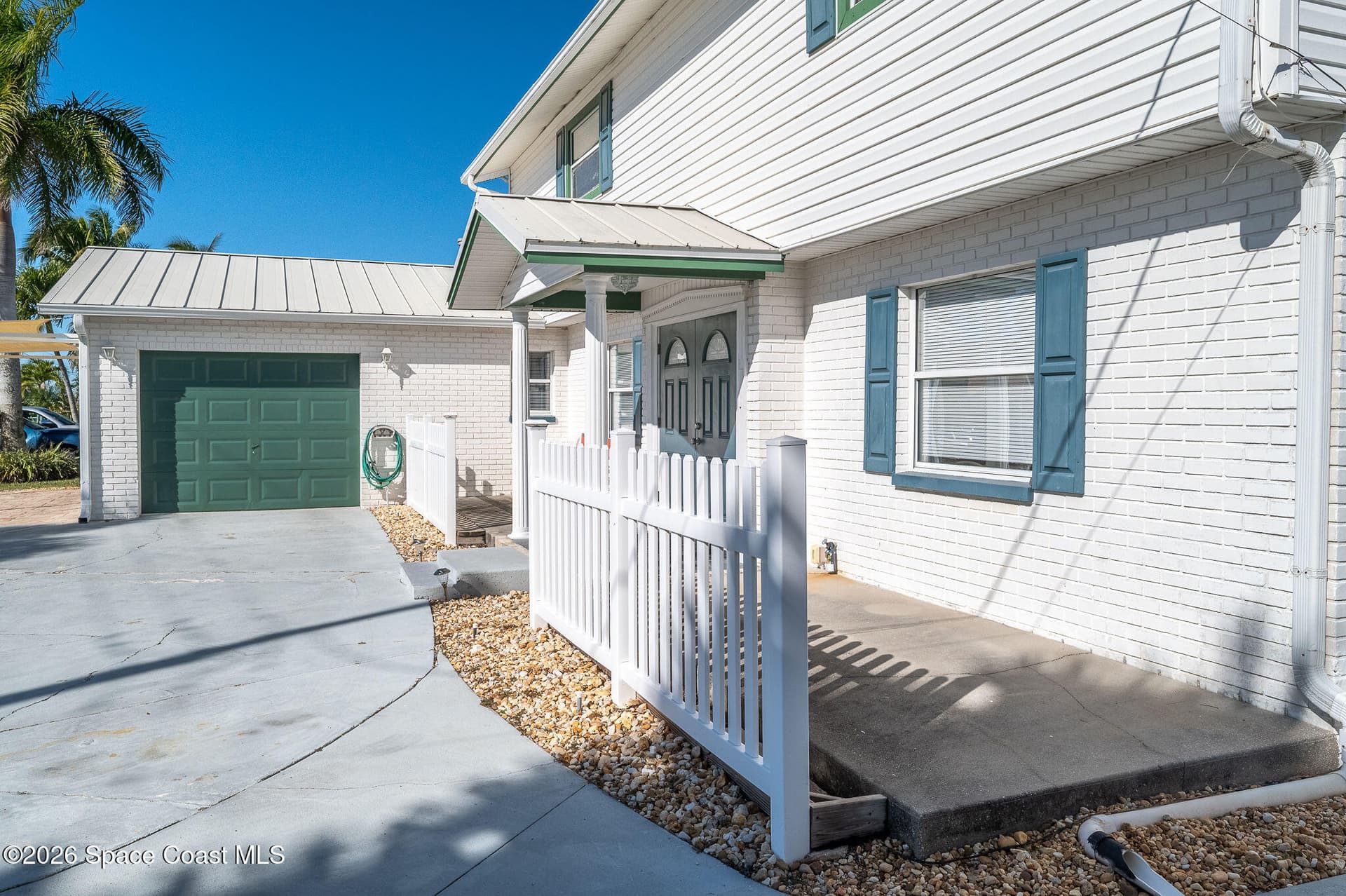 610 Paula Avenue photo 4