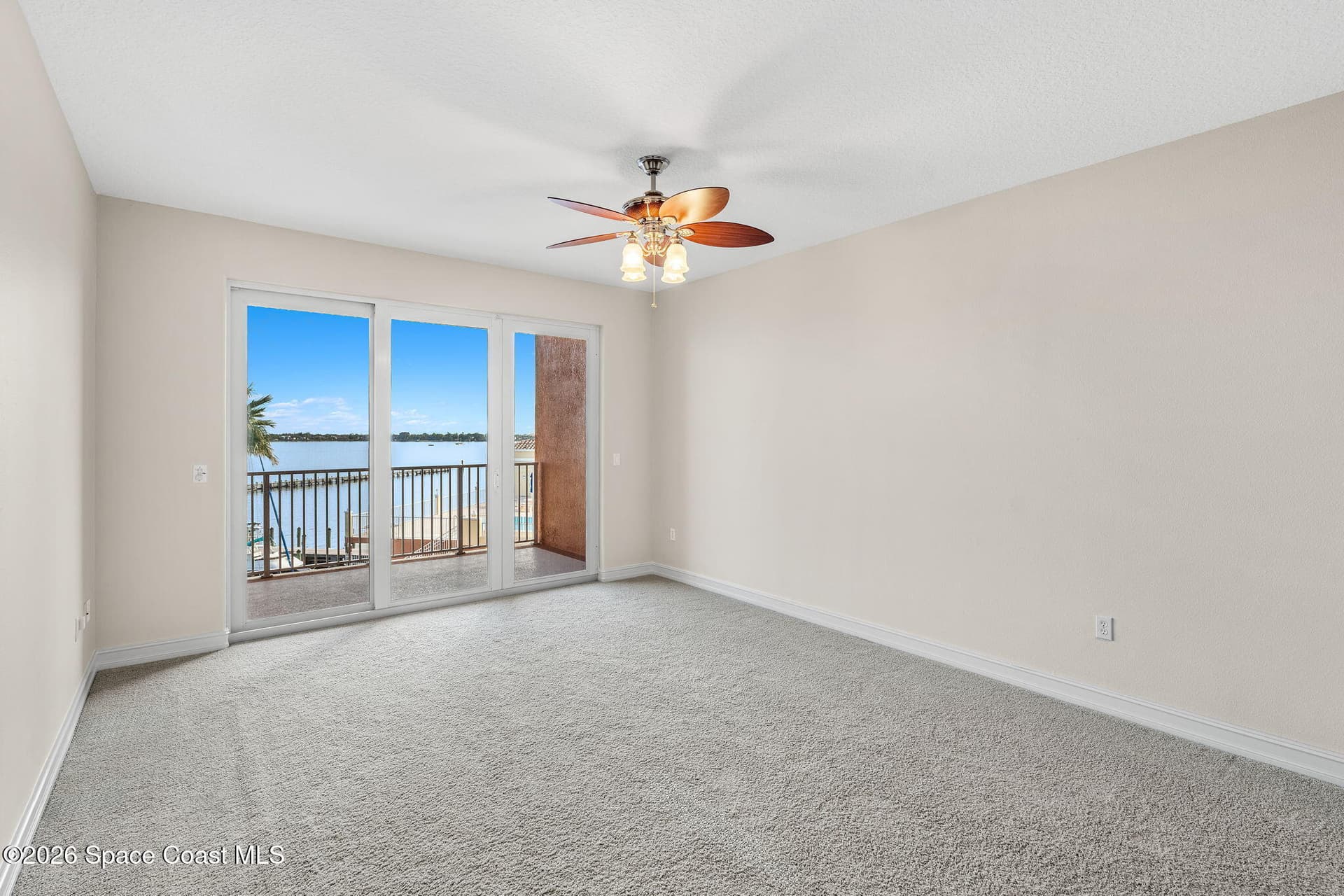 93 Delannoy Avenue 405 photo 21