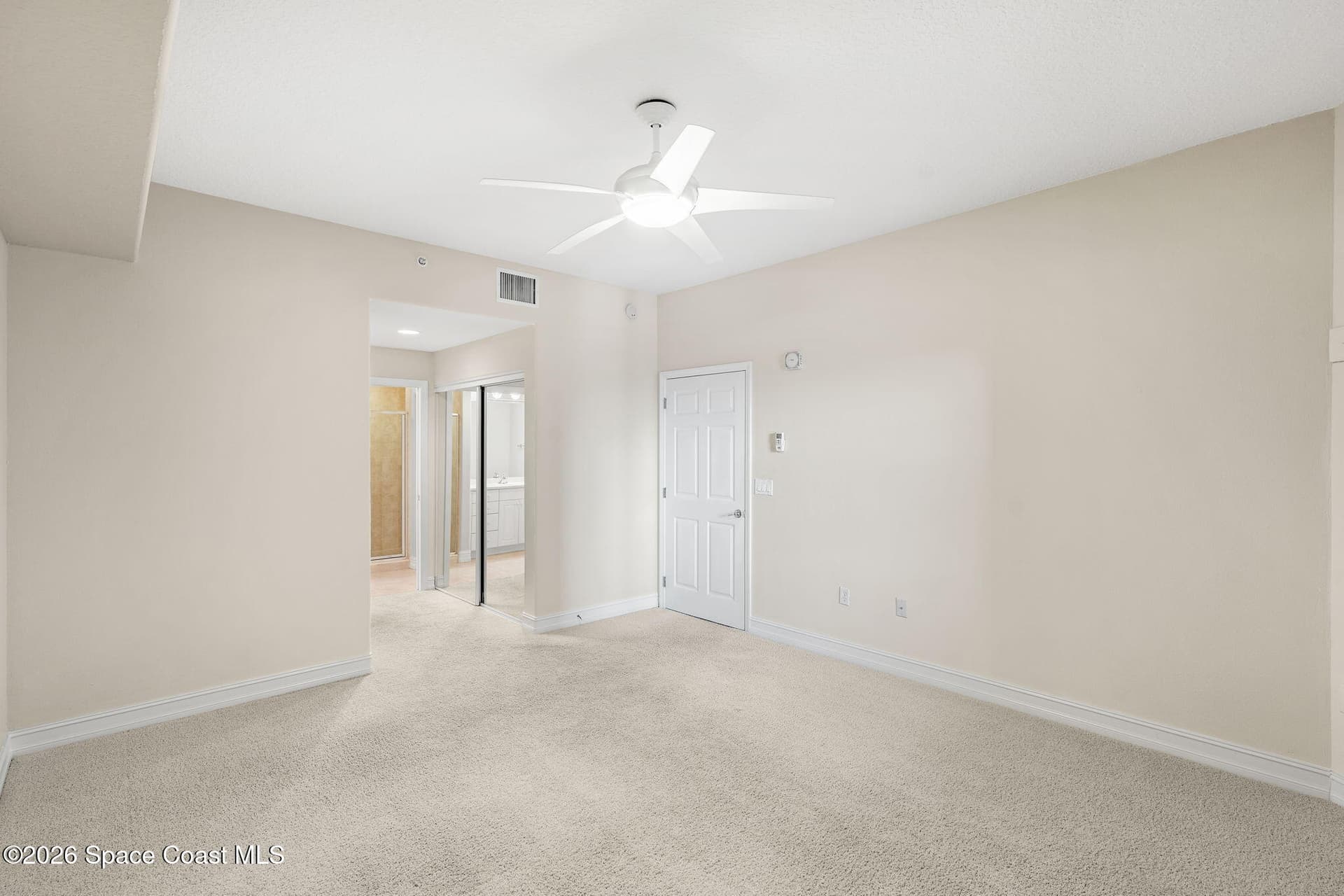 93 Delannoy Avenue 405 photo 25