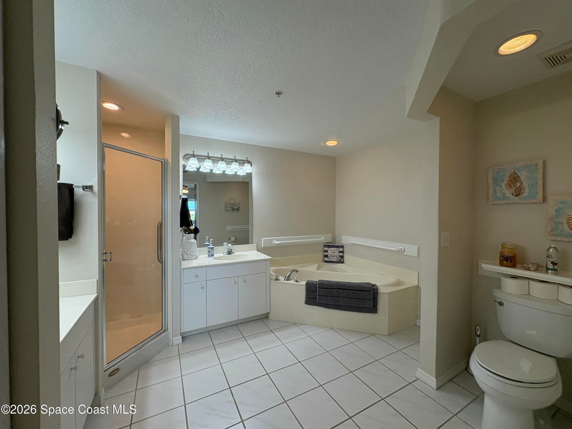 604 Shorewood Drive B503 photo 23