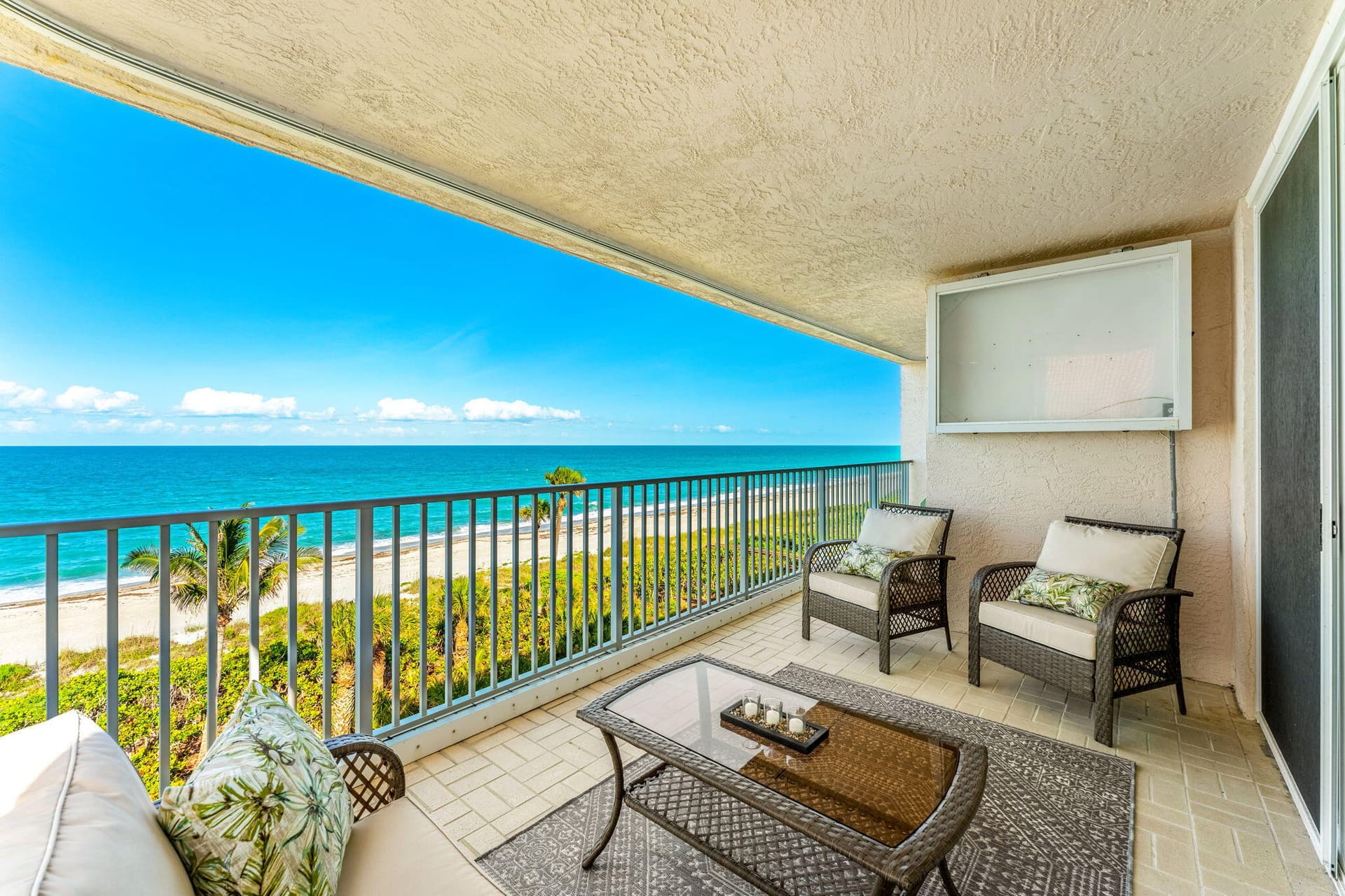1505 N Highway A1a 501 photo 2