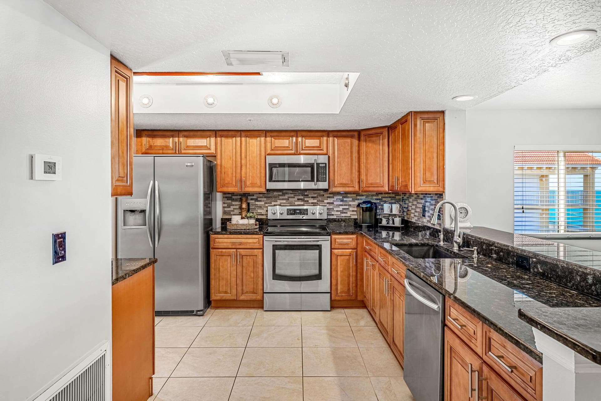 1505 N Highway A1a 501 photo 14
