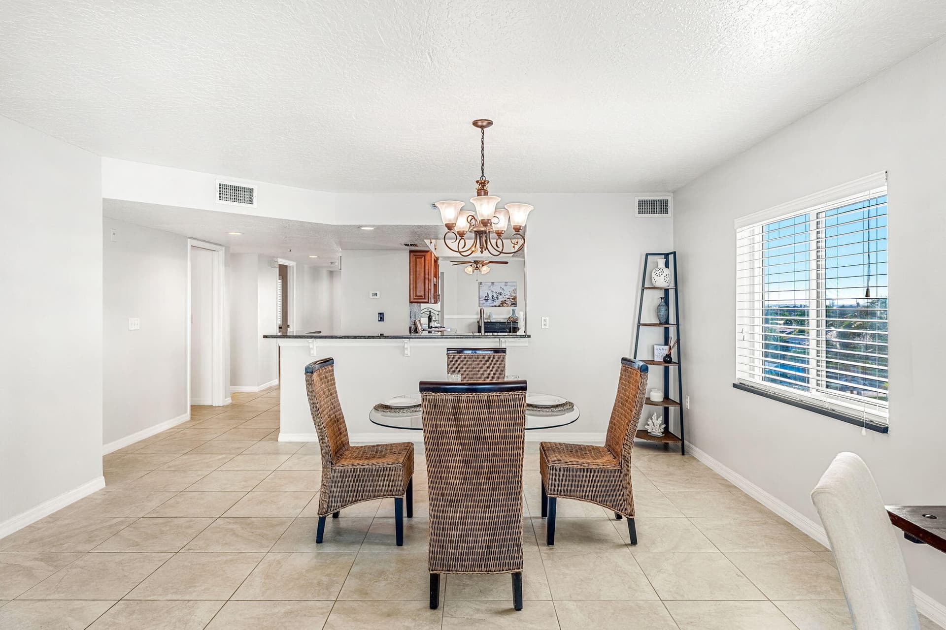 1505 N Highway A1a 501 photo 18