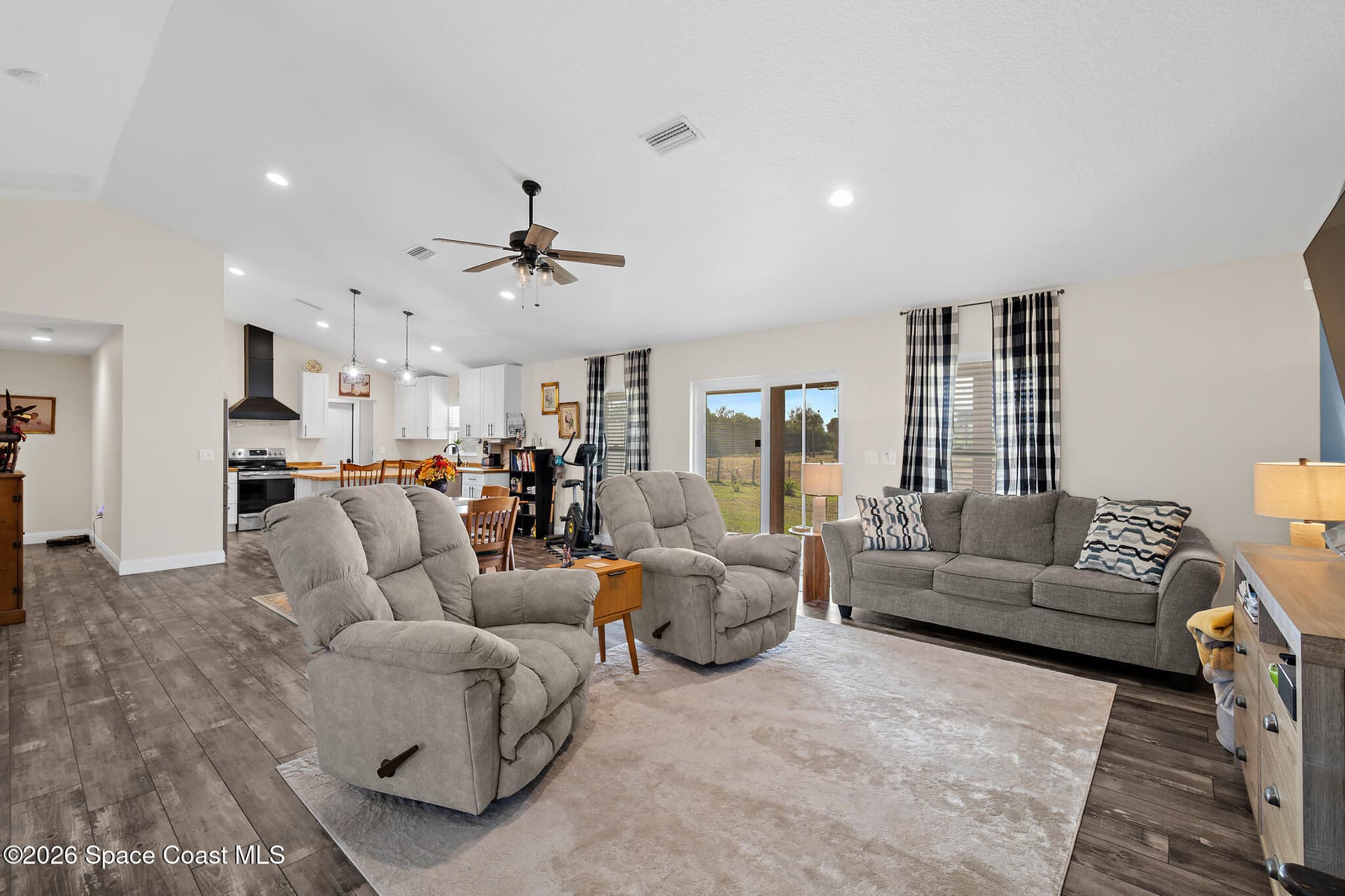 3440 Hammock Road photo 5