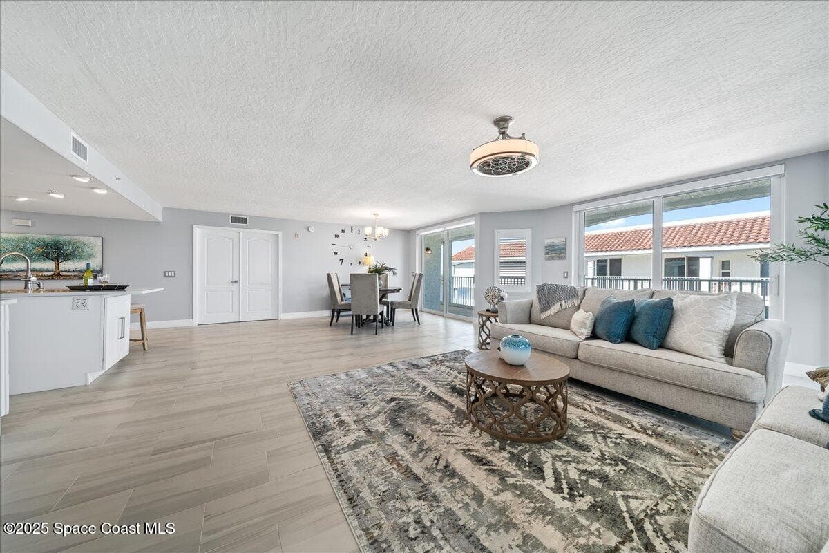 8954 Puerto Del Rio Drive 1503 photo 14