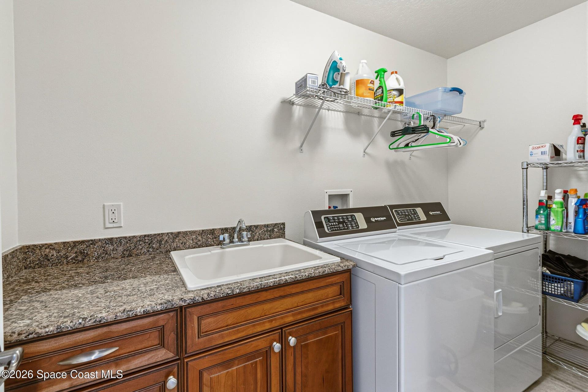 3205 S Washington Avenue 402b photo 23