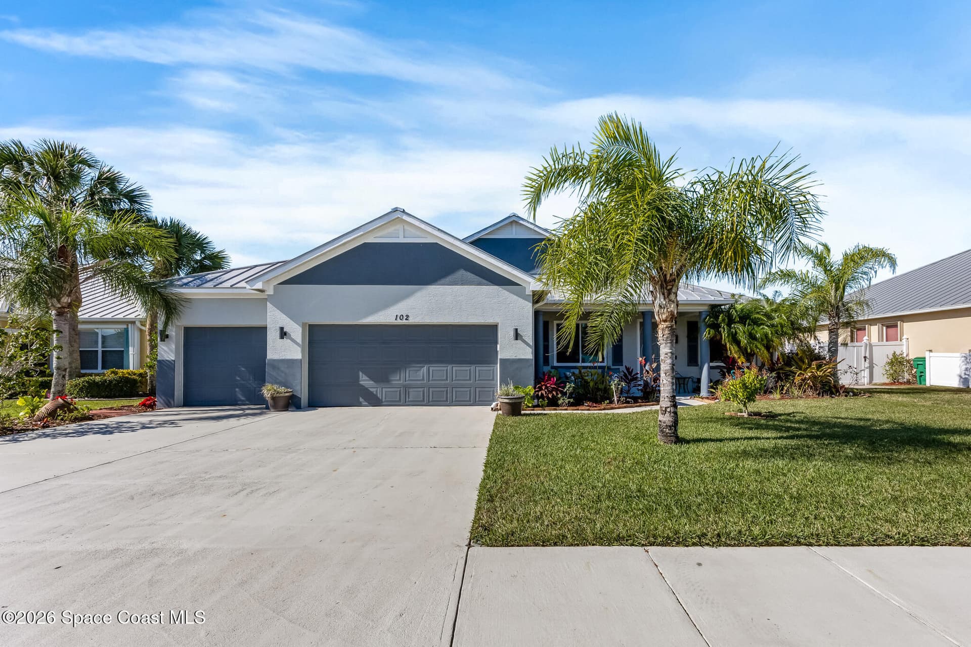 102 Salazar Lane photo 1