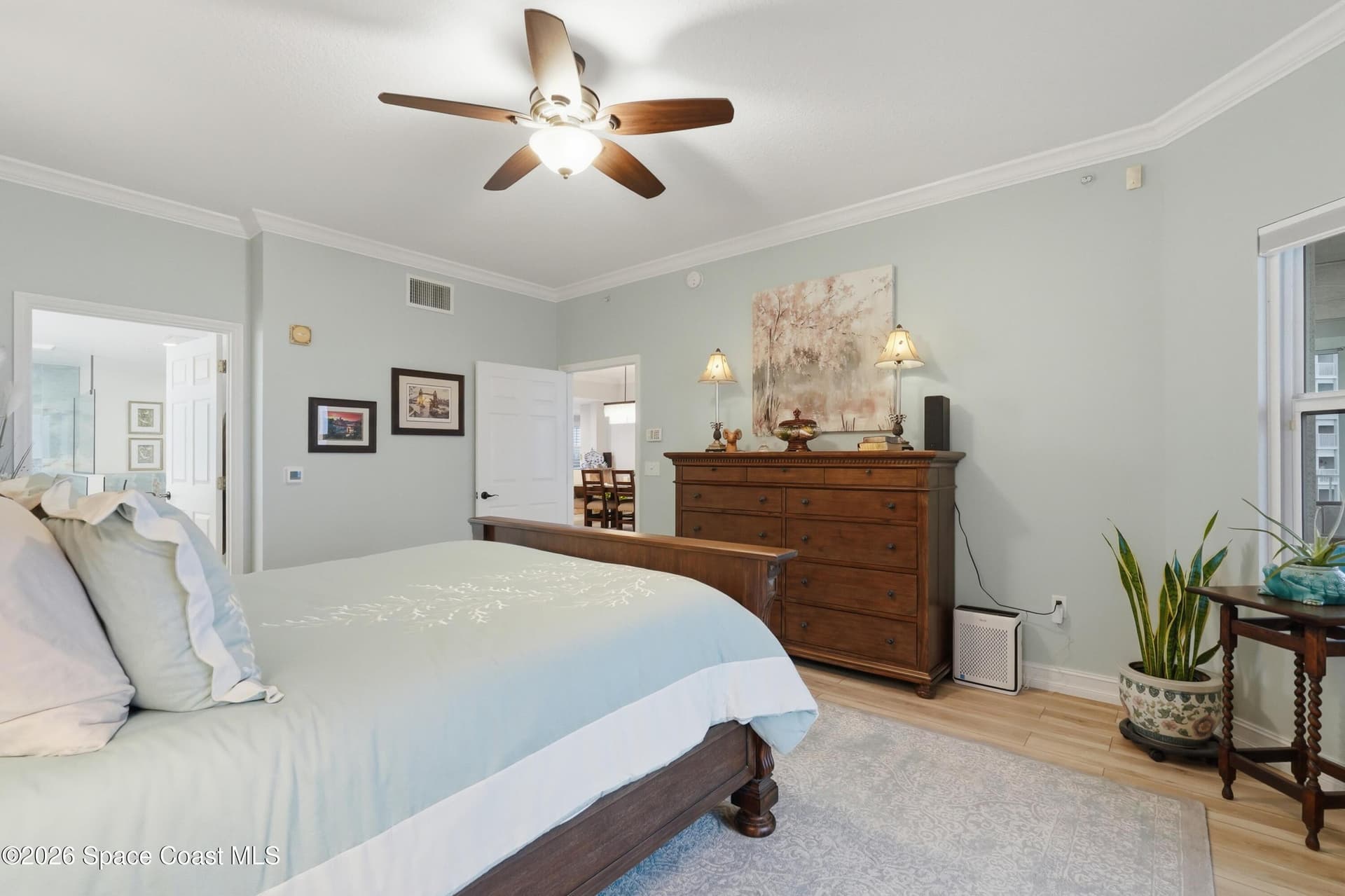93 Delannoy Avenue 601 photo 21