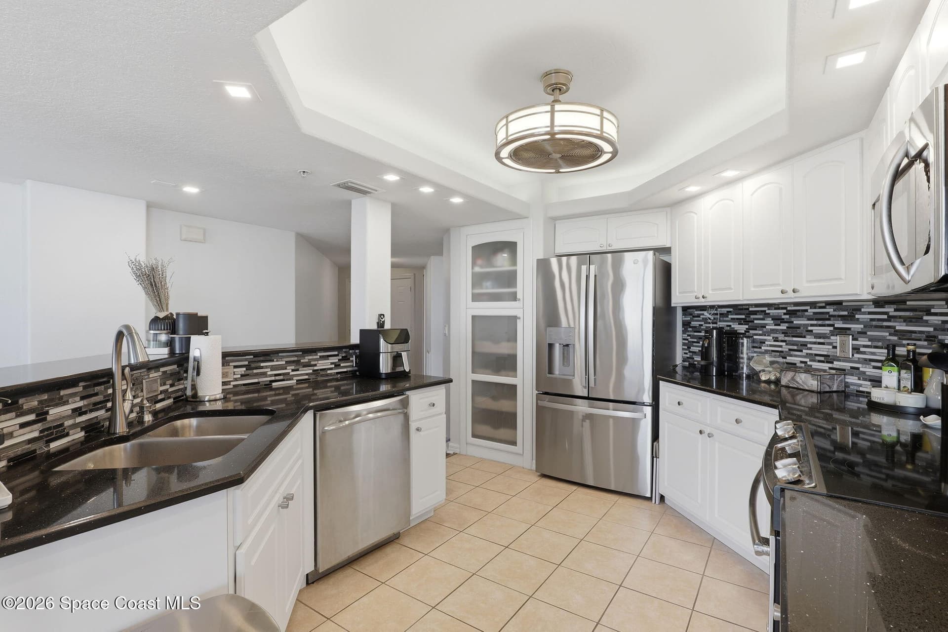 8903 Laguna Lane 503 photo 21