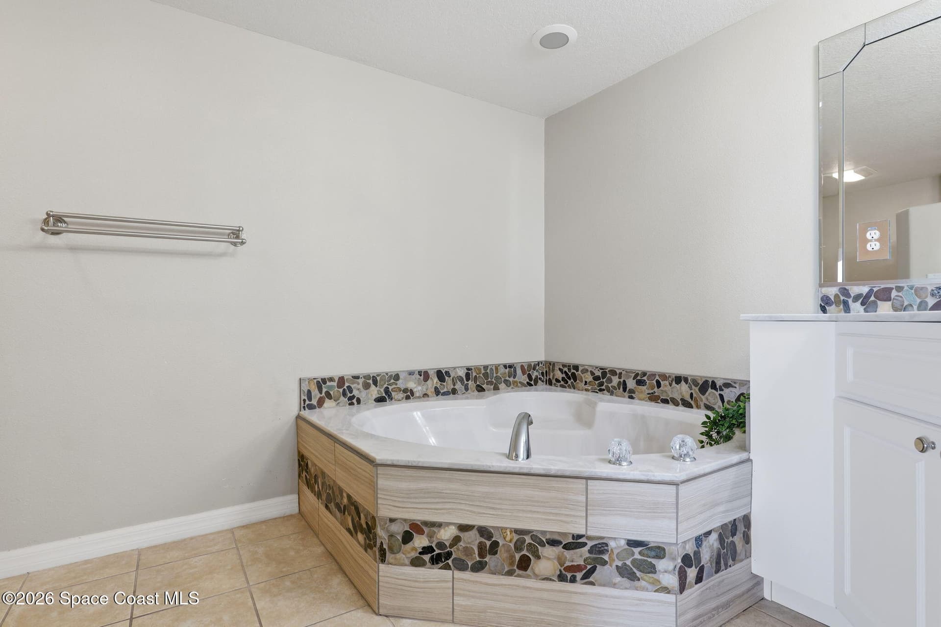 8903 Laguna Lane 503 photo 25